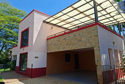 4 Bed Townhouse with En Suite in Runda - 2