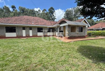 3 Bed House with En Suite in Karen