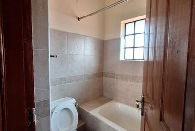 4 Bed Townhouse with En Suite in Spring Valley