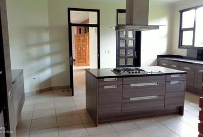 5 Bed Townhouse in Karen - 4