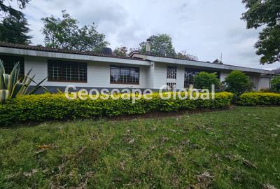 4 Bed House with En Suite in Loresho