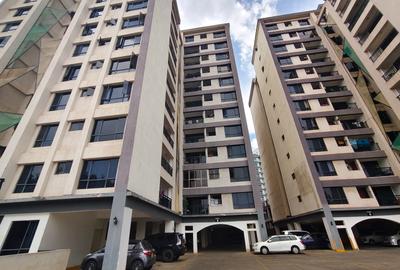 3 Bed Apartment with Swimming Pool in Kilimani - 4