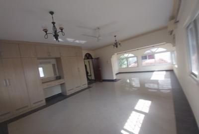 4 Bed House with En Suite at Nyali