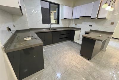 2 Bed Apartment with En Suite in Kileleshwa - 4