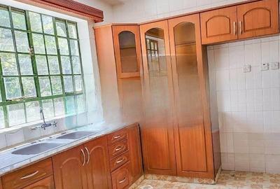 3 Bed Apartment with Backup Generator in Westlands Area