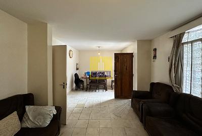 4 Bed Townhouse in South C - 2