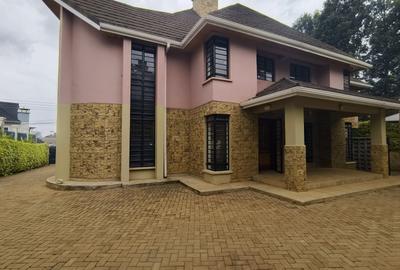 5 Bed House with En Suite in Kiambu Road