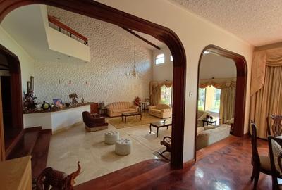 5 Bed Villa with En Suite in Gigiri