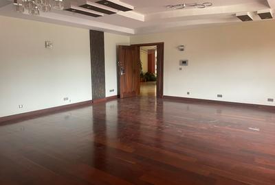 3 Bed Apartment with En Suite at 1St Parklands - 4