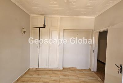 5 Bed House with En Suite in Kitisuru