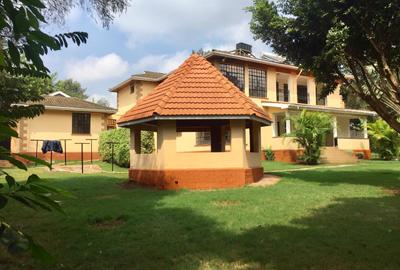 4 Bed House with En Suite in Runda