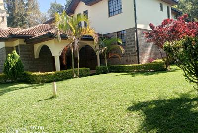 4 Bed House with En Suite in Runda - 2