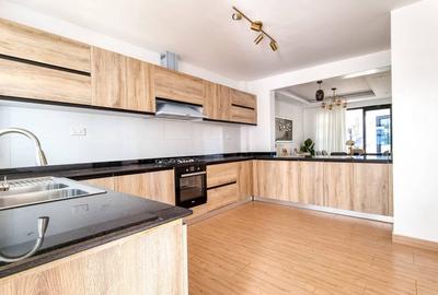 4 Bed House with En Suite in Kamakis - 4
