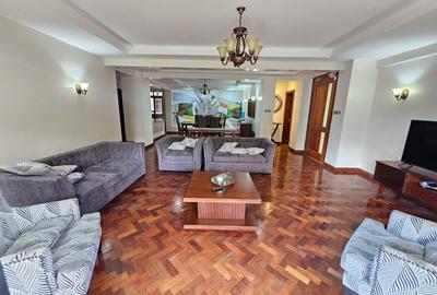 Furnished 3 Bed Apartment with En Suite in Riverside