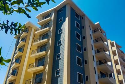 4 Bed Apartment with En Suite in Ruaka