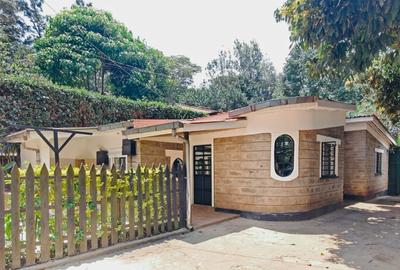 2 Bed House with En Suite in Karen