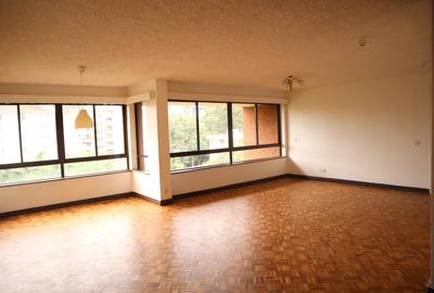 3 Bed Apartment with En Suite in Westlands Area - 3
