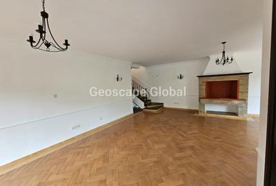 4 Bed Townhouse with En Suite in Spring Valley