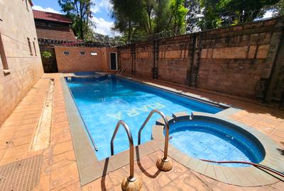 3 Bed Apartment with En Suite in Kilimani