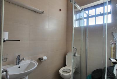 3 Bed Townhouse with En Suite in Windsor - 2