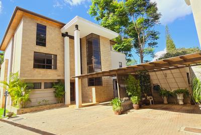 5 Bed Townhouse with En Suite at Mzima Springs