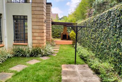 4 Bed Townhouse with En Suite in Kitisuru