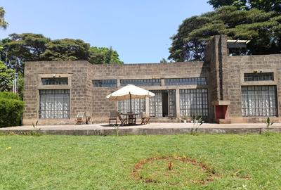 3 Bed House with En Suite at Garden Estate