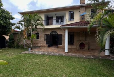 5 Bed Townhouse with En Suite in Kitisuru