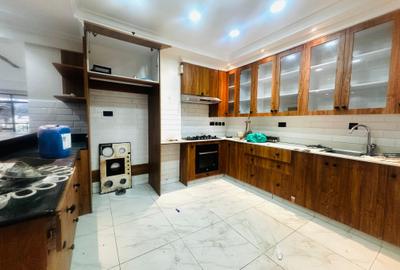 4 Bed Apartment with En Suite at Kileleshwa - 4
