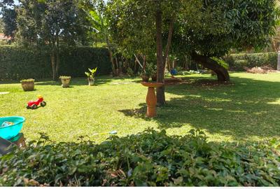 1 Bed House with En Suite at Runda - 2