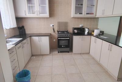 2 Bed Apartment with En Suite at Riverside Drive - 4