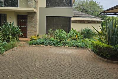4 Bed Villa with En Suite at Ridgeways Lane