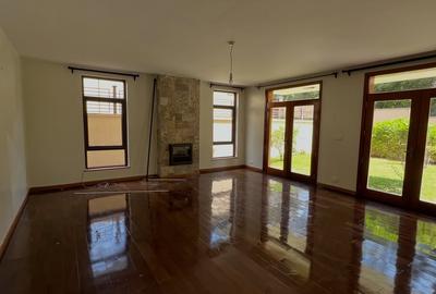 5 Bed Townhouse with En Suite at Lavington Green - 3