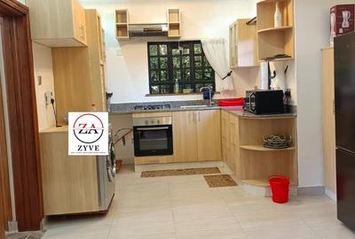 Serviced 2 Bed Apartment with En Suite in Runda - 4