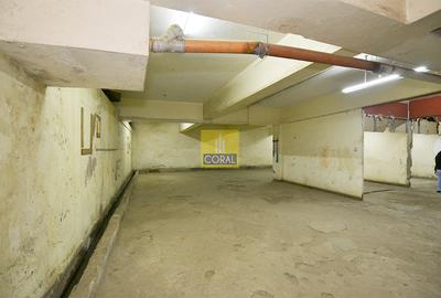 Office in Industrial Area - 3