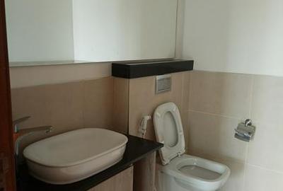 3 Bed Apartment with En Suite in Parklands