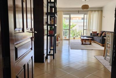 Serviced 2 Bed Apartment with En Suite in Brookside - 2