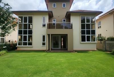 4 Bed House with En Suite in Kiambu Road