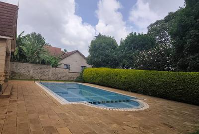 4 Bed Townhouse with En Suite in Kitisuru - 2