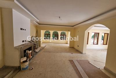 4 Bed House with En Suite in Kitisuru - 2