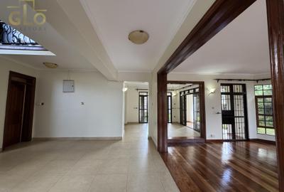 4 Bed Villa with En Suite in Kiambu Road