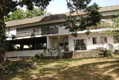 4 Bed House with Garden in Changamwe
