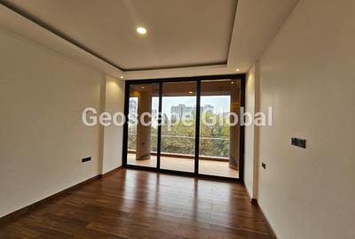 4 Bed Apartment with En Suite in Westlands Area