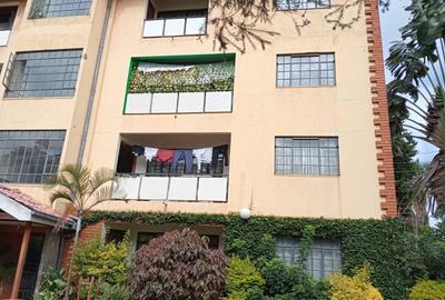 Furnished 2 Bed Apartment with Backup Generator in Parklands