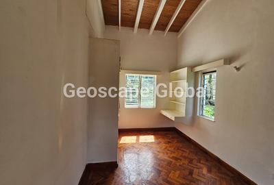 4 Bed House with En Suite in Kitisuru