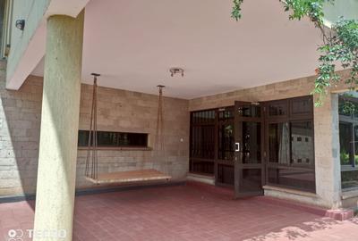 4 Bed Villa with En Suite in Runda - 3