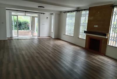 4 Bed Villa with En Suite in Kitisuru