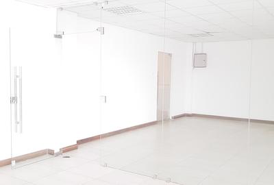 198 m² Office with Backup Generator in Parklands