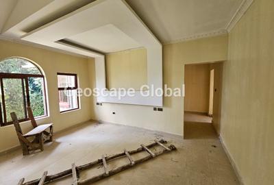 4 Bed House with En Suite in Kitisuru - 2