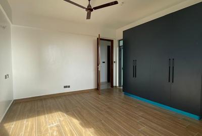 Serviced 4 Bed Apartment with En Suite in Nyali Area - 2